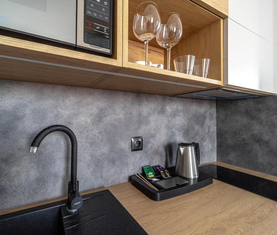 Milo Aparthotel ヴロツワフ エクステリア 写真